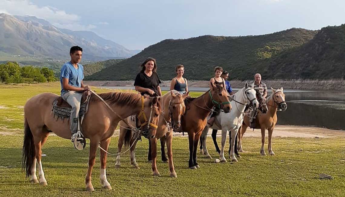 Horseback excursion near Nono