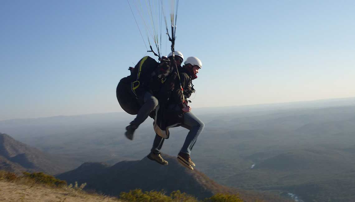 Paragliding at Cuchi Corral