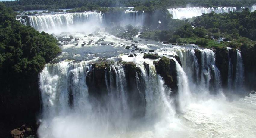 Iguazú Wasserfälle
